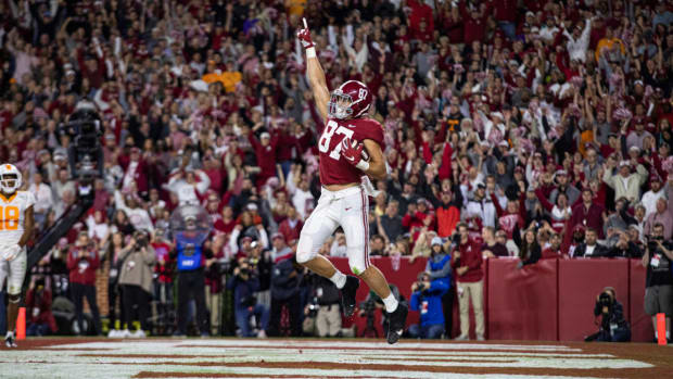 Miller Forristall celebrates a touchdown against Tennessee